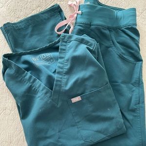 Figs Caribbean Blue Set 💙